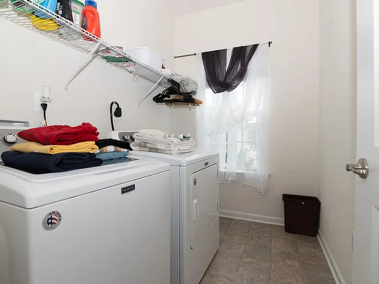 1415 Village Green Way — Photo 22