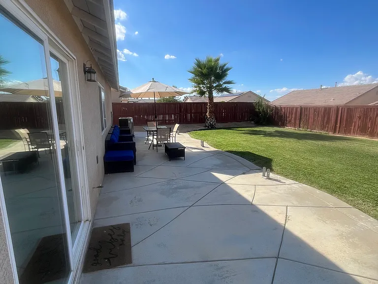 10976 Remington St — Photo 9