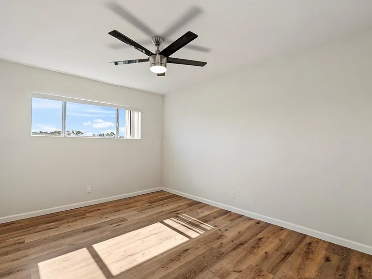 2233 S Ridgeley Dr #301 — Photo 12