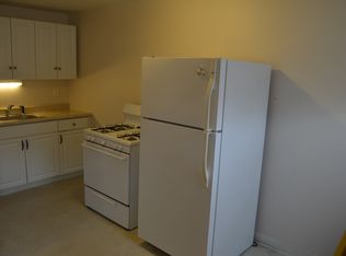 125 Weymouth Rd, Darby, PA 19023