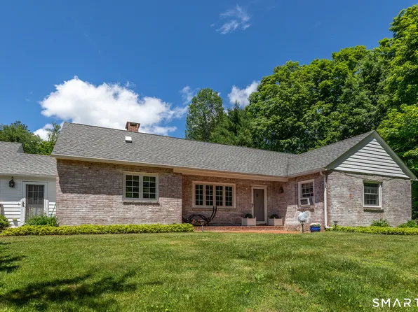 5 Apple Way, Salisbury, CT 06039