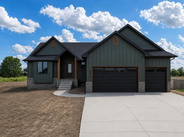 5865 N Saint Paul Ct, Wichita, KS 67204