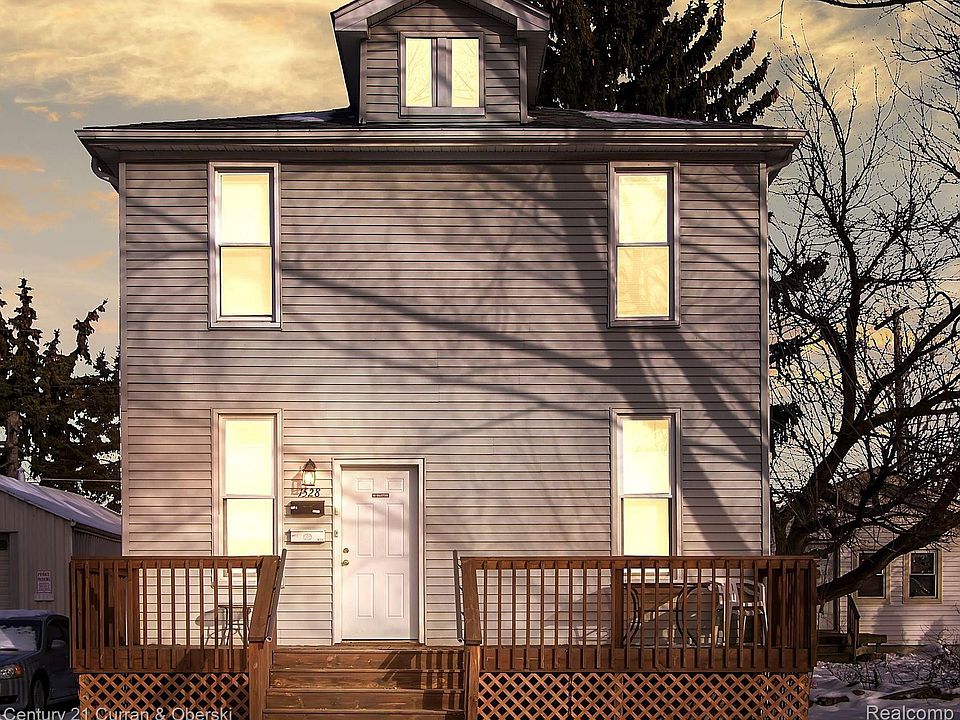1st image of 1528 Pagel Ave