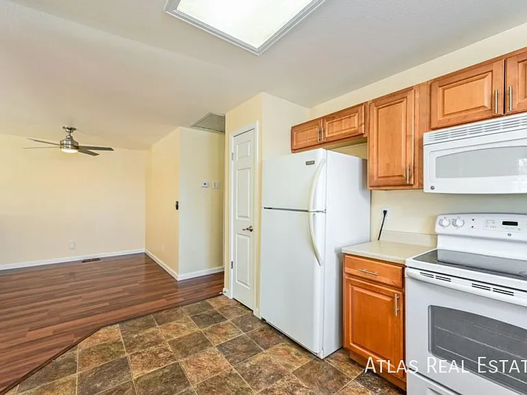1483 S Cathay Way — Photo 7