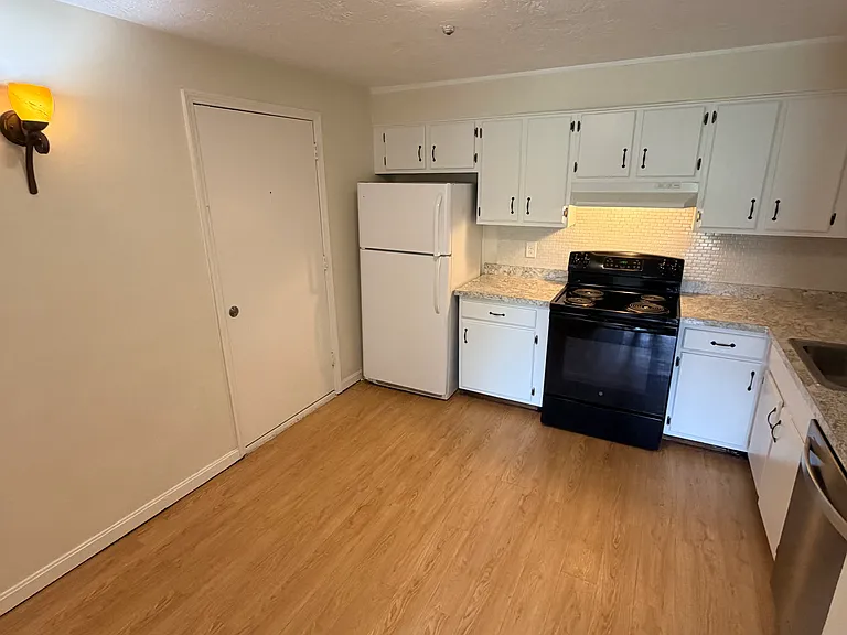276 Codman Hill Rd #36A — Photo 2