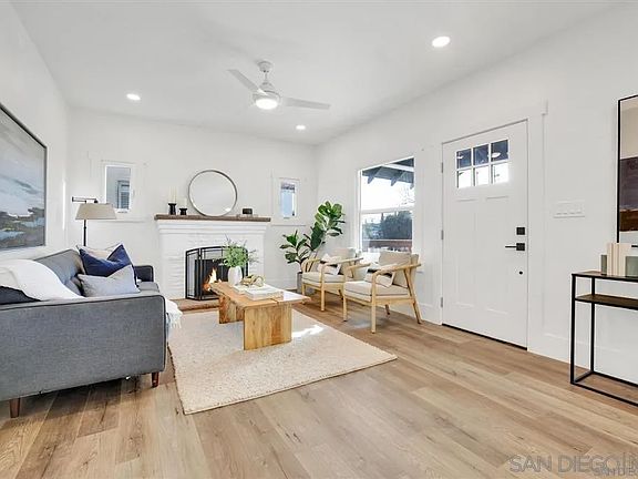 4th image of 4615-17 Mississippi St