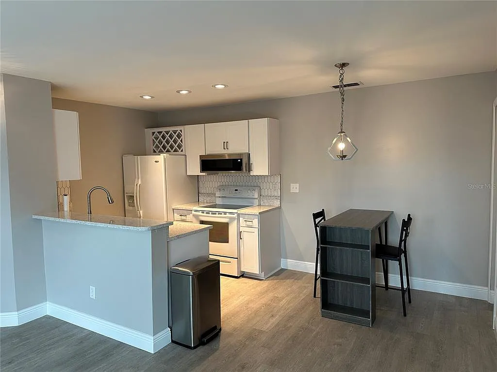 1 bed, 1.0 bath, 648 sqft, $1,450 — Photo 4