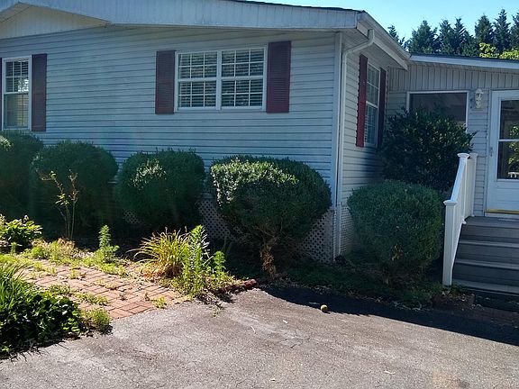 2nd image of 5585 George Henry Dr