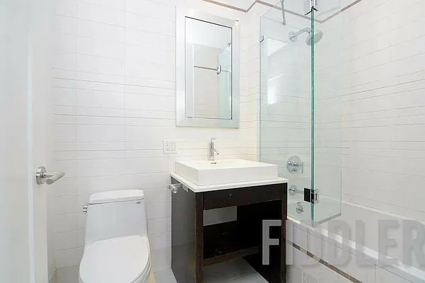 Rented by Fiddler Realty | media 29