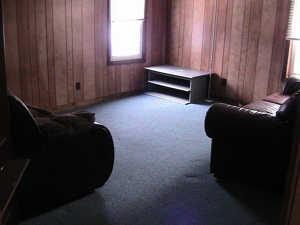 121 S. 8th St. — Photo 3