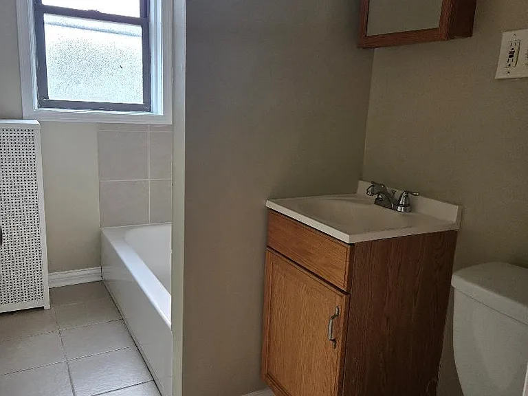 2057 W Jarvis Ave #25 — Photo 3