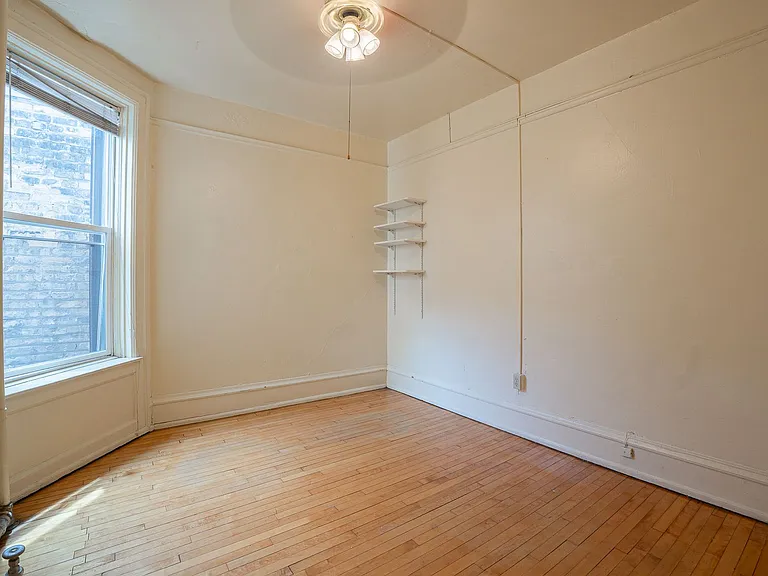 828 N Milwaukee St — Photo 13