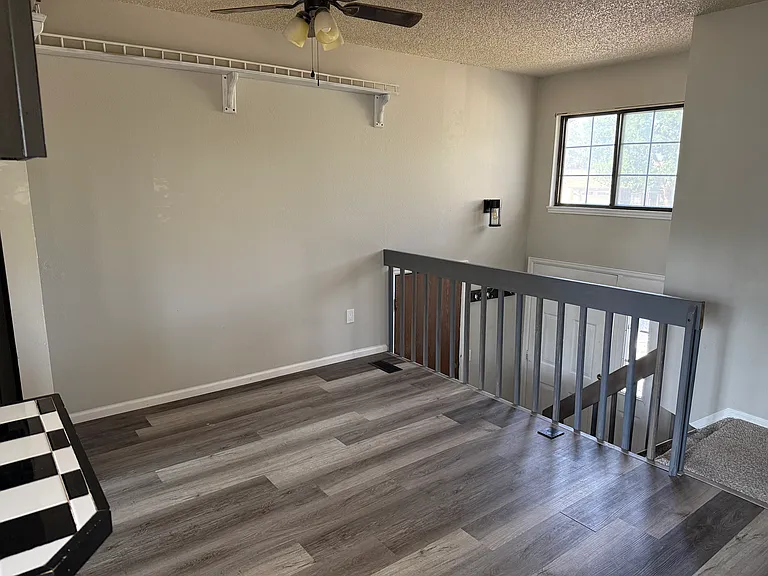 2064 Turner Ct — Photo 5