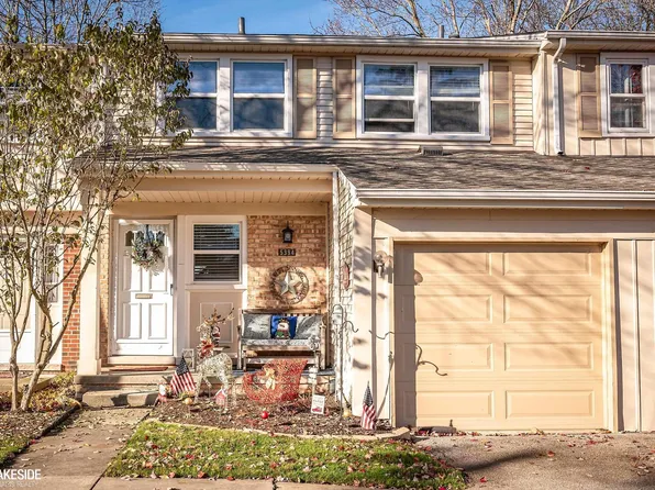 5394 Breeze Hill Pl, Troy, MI 48098