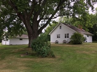 N8646 Seward Dr, Berlin, WI 54923