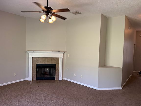 3rd image of 4029 Sunset Lake Ln