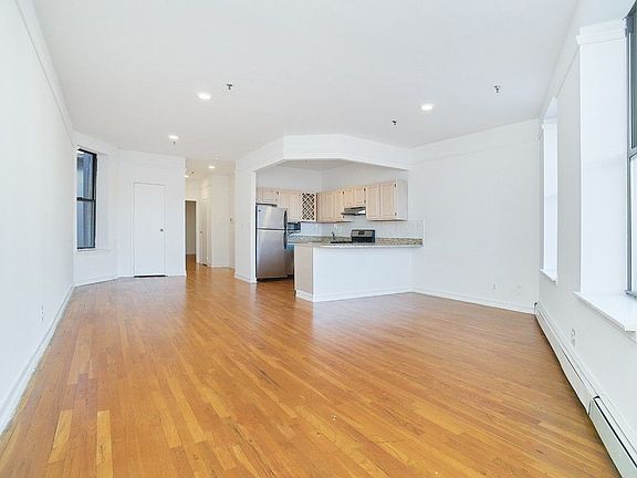 2nd image of 270 W 119th St APT 5C