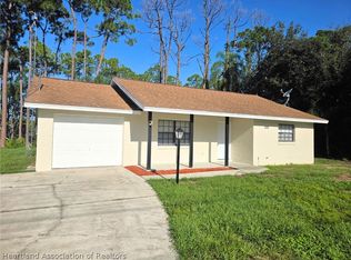 325 Johnson Ave NE, Lake Placid, FL 33852