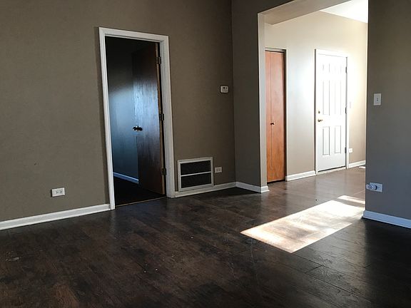 4th image of 1852 S Central Park Ave APT 3E
