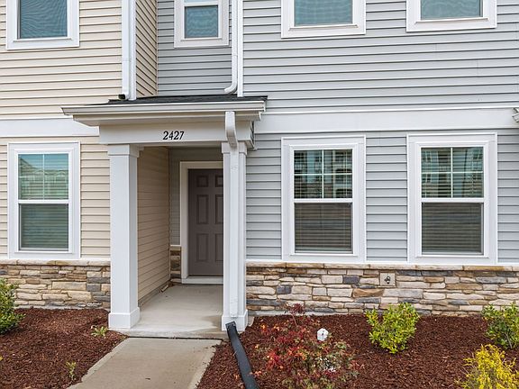5th image of 2427 Kasota Ln