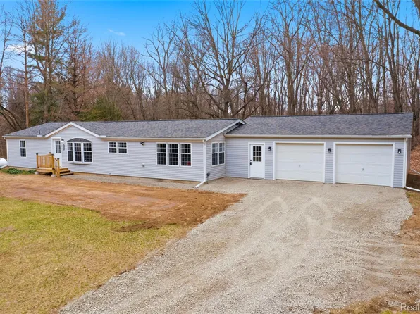 5350 List Rd, Grass Lake, MI 49240