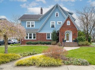 29 Hampton Rd, Cranford, NJ 07016