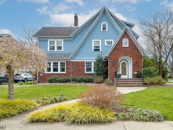 29 Hampton Rd, Cranford Twp., NJ 07016