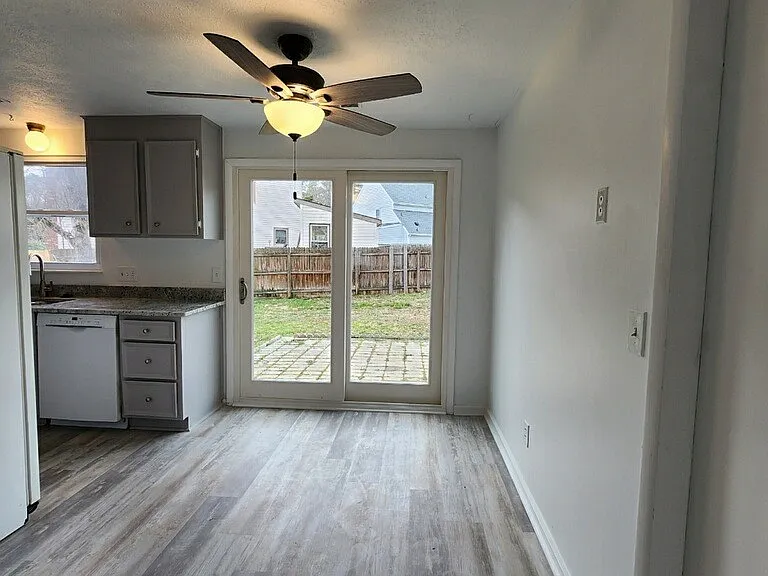 259 Windsor Castle Dr — Photo 8