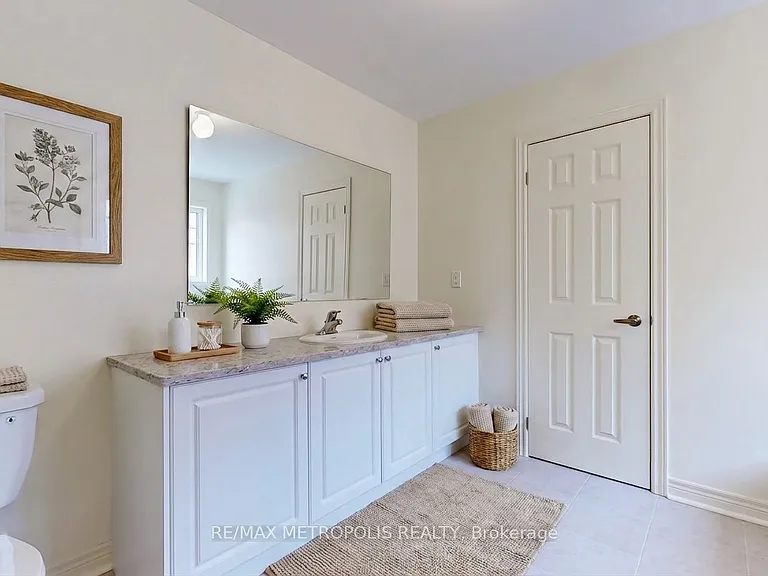 647 Fleetwood Dr — Photo 27