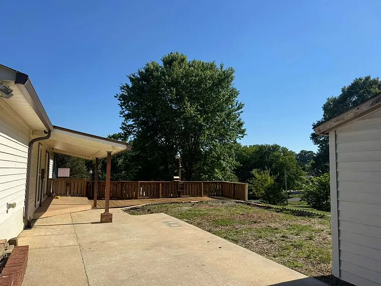 4221 Valley Cir — Photo 21