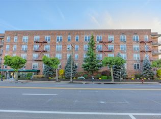 504 Merrick Road #4E, Lynbrook, NY 11563