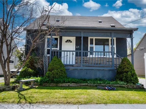 40 Bartlett St, Saint Catharines, ON L2M 5L1