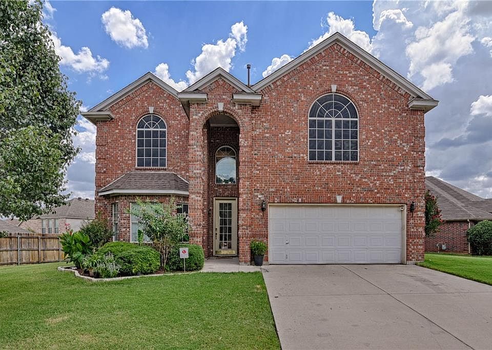 1st image of 2 Bentley Ct