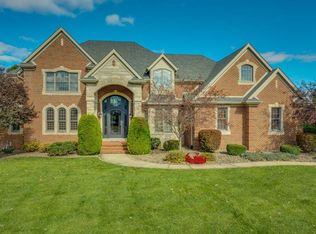 30254 Stratford Ct, Niles, MI 49120