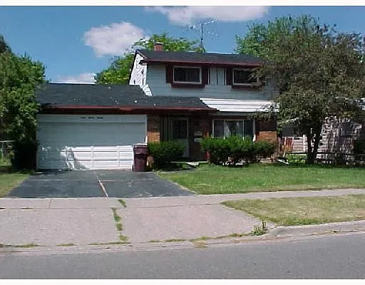 4720 Stillwell Ave photo 1