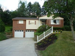 15 Sierra Dr, Pittsburgh, PA 15239