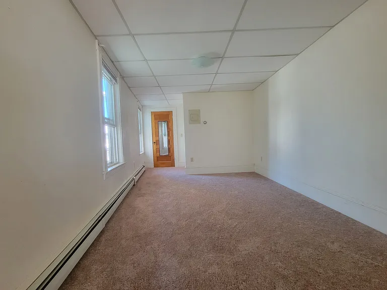 303 Bay St #5 — Photo 3