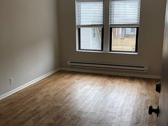 2nd image of 2836 W Palmer St #202