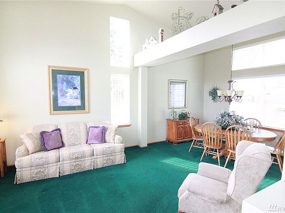 3rd image of 12602 201st Avenue Ct E
