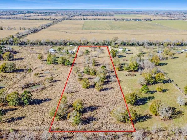 1889 County Road 2068, Hull, TX 77564
