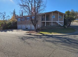 3235 Stratford Ave, Redding, CA 96001