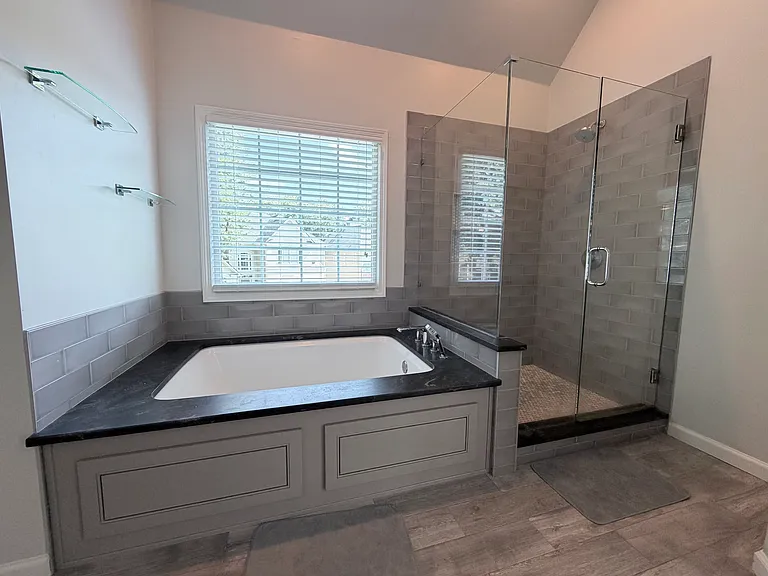 950 Lancaster Walk — Photo 27