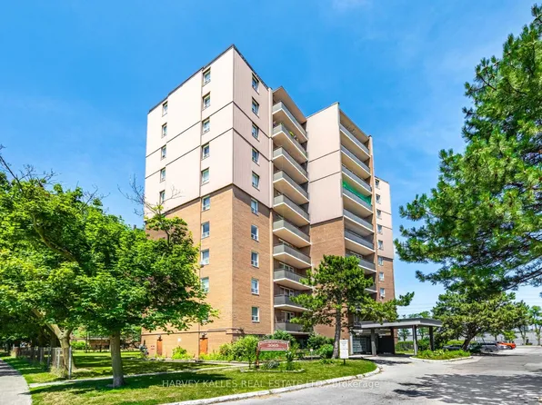 3065 Queen Frederica Dr #505, Mississauga, ON L4Y 3A3