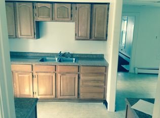 883 Mineral Spring Ave APT 3, Pawtucket, RI 02860