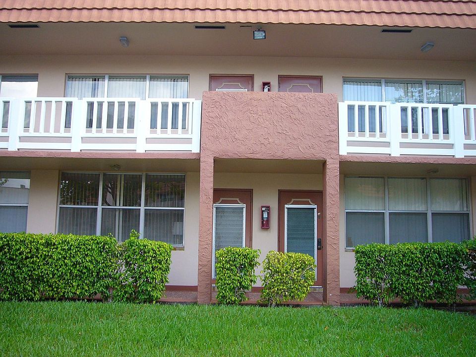 1st image of 8851 Sunrise Lakes Blvd APT 117