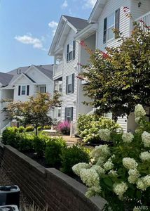 151 Imperial Crown Way UNIT J, Grover, MO, 63040