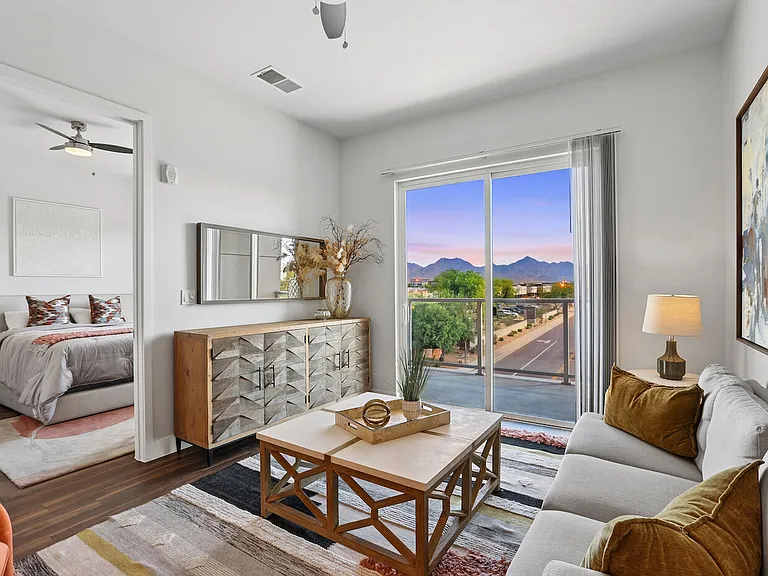 Broadstone Scottsdale Quarter — Photo 27