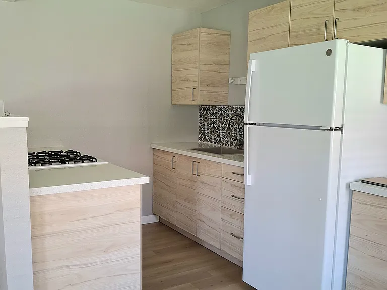 748 Lampasas Ave #2 — Photo 5