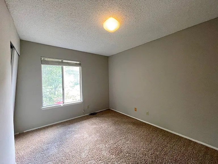 9502 Quail Village Ln — Photo 20
