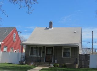 10947 S Green Bay Ave, Chicago, IL 60617